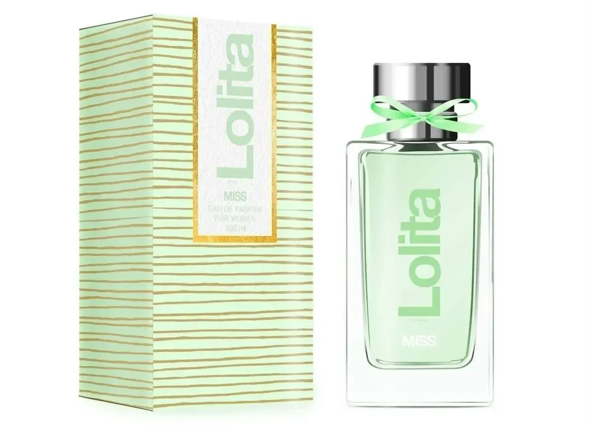 - 100ml boyutuyla uzun süreli kullanım imkanı sunar - EDP formülü ile yoğun ve kalıcı bir koku deneyimi sağlar - Kadınların vazgeçilmez aksesuarı olarak her an yanınızda taşıyabileceğiniz bir parfüm seçeneği Çiçeksi Kokuya Sahiptir Fresh dir